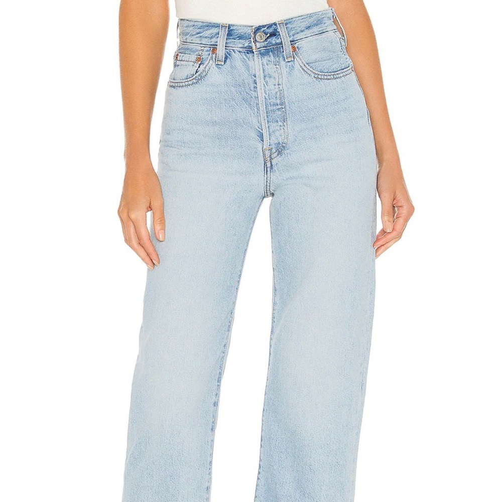 Levi’s ribcage straight jeans